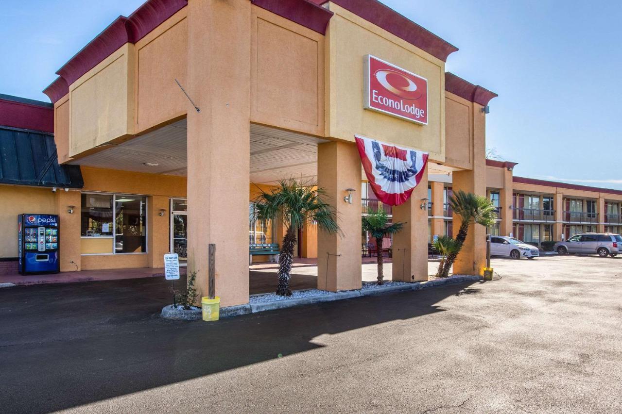 Georgetown Econo Lodge Choice Hotels I 95 Savannah Gateway 24 Hour Fitness Center On Site Guest Laundry On Site Perkins Restaurant מראה חיצוני תמונה