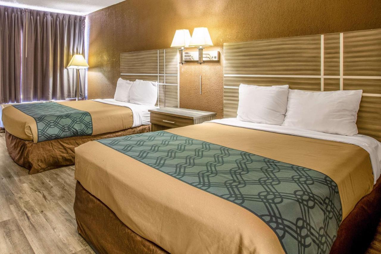 Georgetown Econo Lodge Choice Hotels I 95 Savannah Gateway 24 Hour Fitness Center On Site Guest Laundry On Site Perkins Restaurant מראה חיצוני תמונה