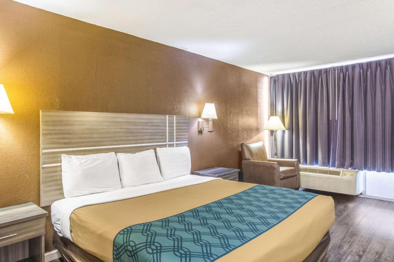 Georgetown Econo Lodge Choice Hotels I 95 Savannah Gateway 24 Hour Fitness Center On Site Guest Laundry On Site Perkins Restaurant מראה חיצוני תמונה