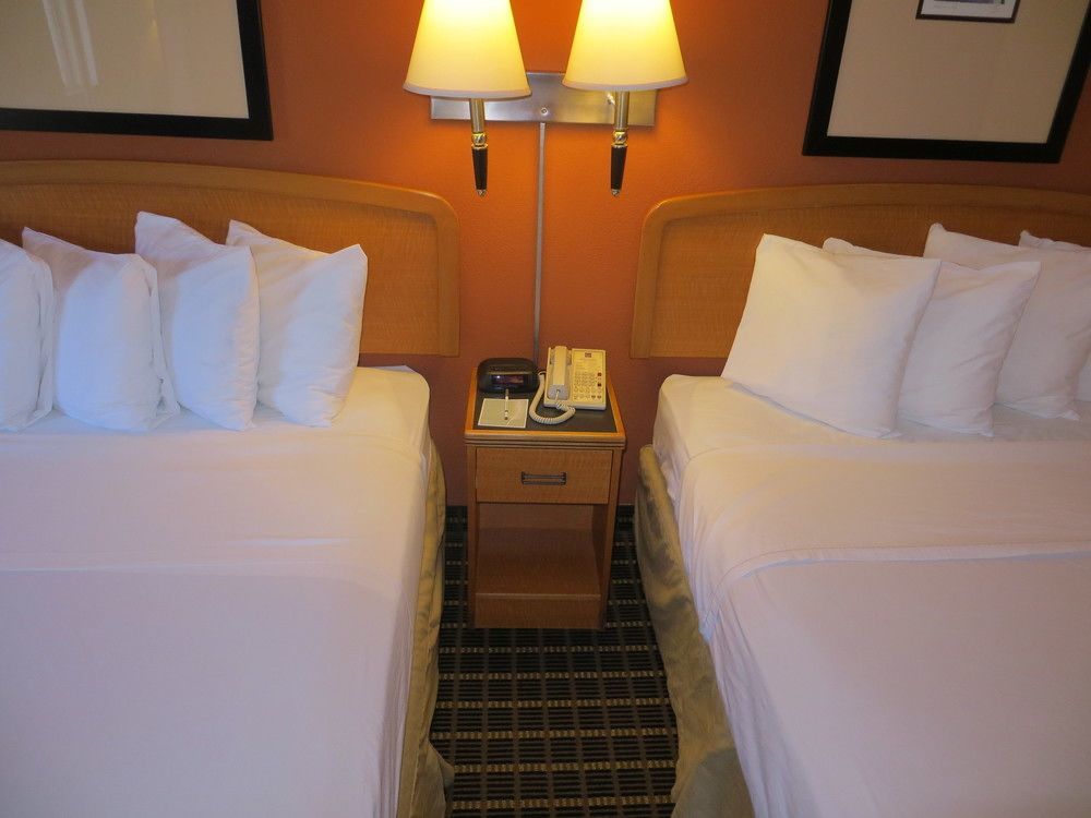 Georgetown Econo Lodge Choice Hotels I 95 Savannah Gateway 24 Hour Fitness Center On Site Guest Laundry On Site Perkins Restaurant מראה חיצוני תמונה